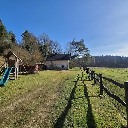 Holiday home Lovely In Orval With Garden, Cleaning Included Florenville