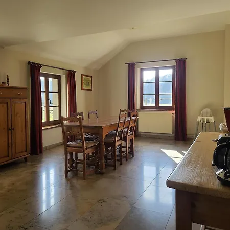 Lovely In Orval With Garden, Cleaning Included *